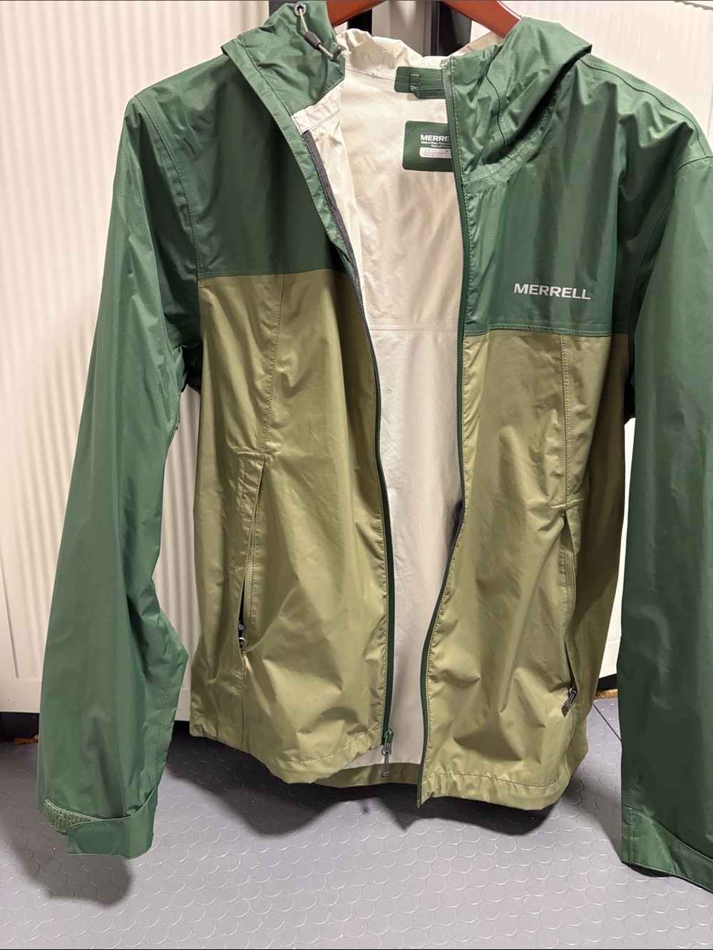 Merrell Two-Tone Olive and Forest Green Lightweight Jacket